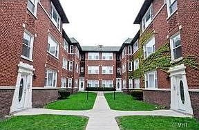 1st image of 4652 N Saint Louis Ave APT 1E