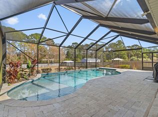 2548 Bluewater Dr, Navarre, FL 32566