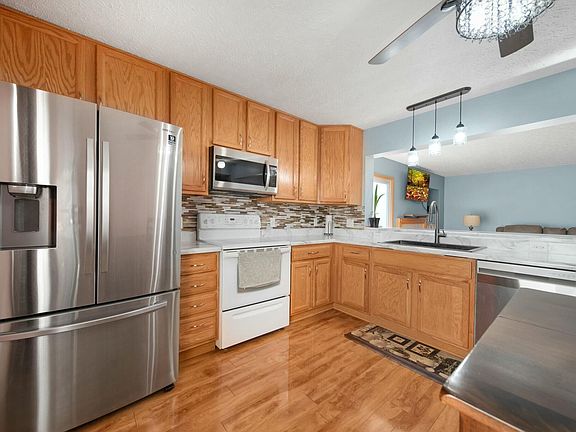 3rd image of 3167 Hogan Way