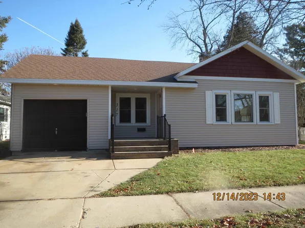 317 North Monroe Street, Stoughton, WI 53589