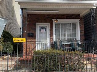 39 S Maple St, Mount Carmel, PA 17851