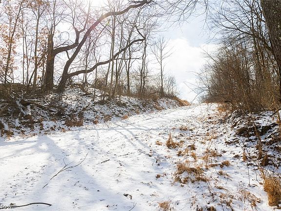 3rd image of 15550 Hunter Rd