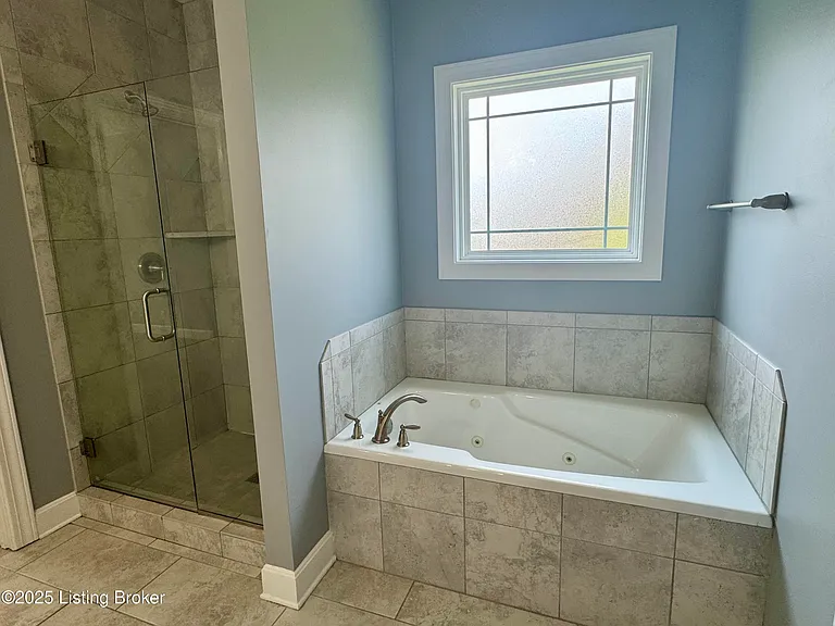1606 Church Side Dr — Photo 10