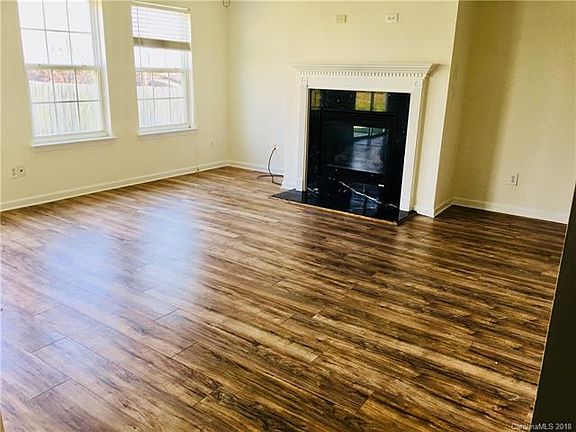 2nd image of 3105 Teton Dr