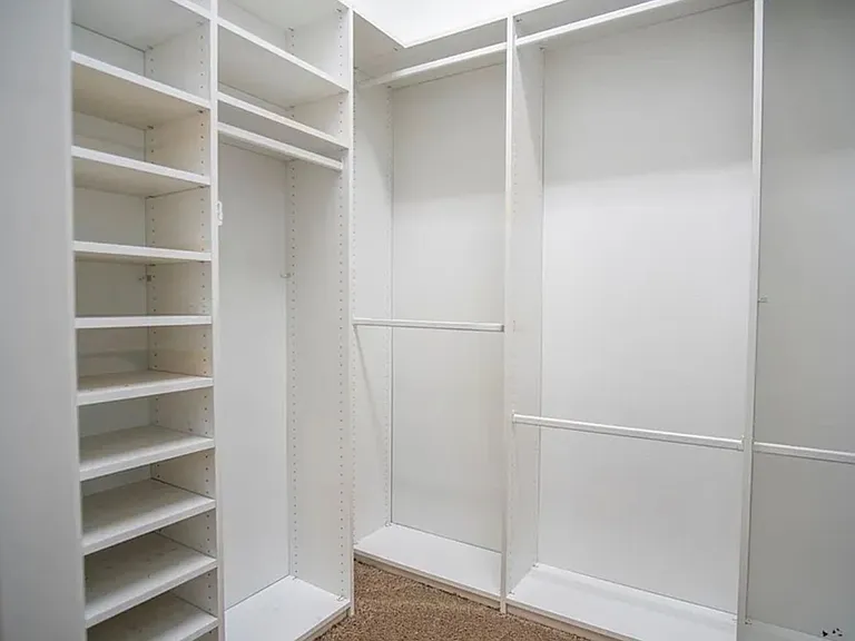 5038 SE 6th Ave — Photo 11