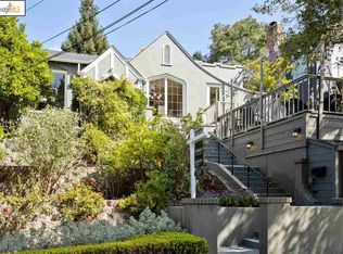 912 Underhills Rd, Oakland, CA 94610