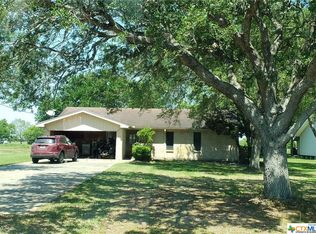 1305 Hollomon Rd, Pt Lavaca, TX 77979