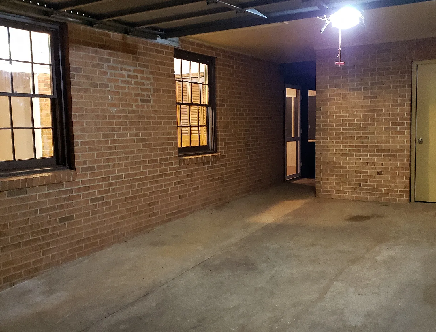 3 bed, 1.5 bath, 1404 sqft, $1,500 — Photo 3