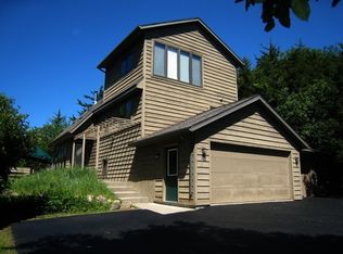 10 Windflower Rdg, Mazomanie, WI 53560