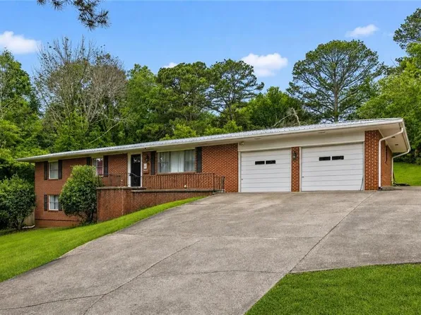 3 Sunrise Dr, La Fayette, GA 30728