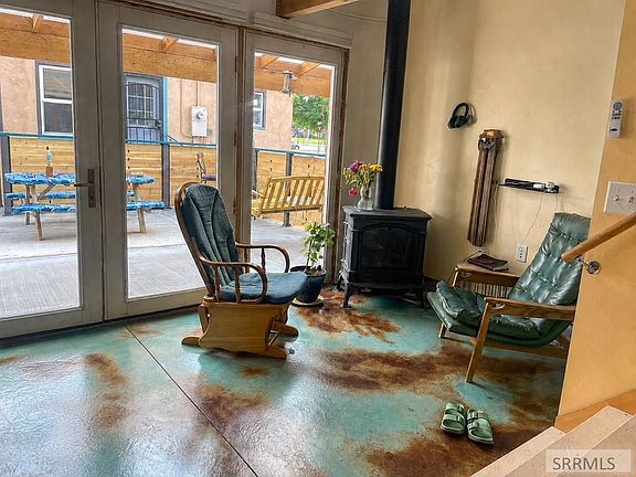 5th image of 492 G St