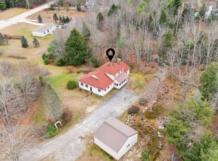 16 River View Dr, Naples, ME 04055