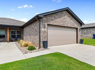 348 Turnberry Ct, Mountain Home, AR 72653