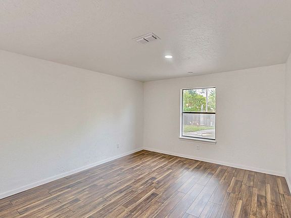 5th image of 3965 Singleleaf Ln