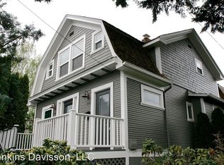 3590 SE Harrison St UNIT A, Portland, OR 97214