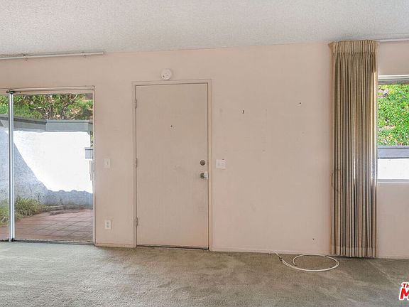 3rd image of 17105 Palisades Cir