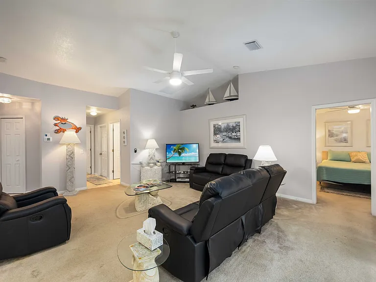 107 Cottage Pl — Photo 7