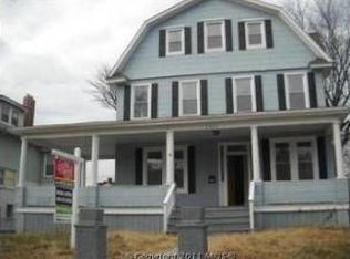 2404 Roslyn Ave, Baltimore, MD 21216