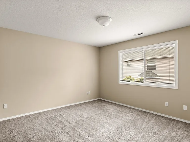 3977 SW 180th Ter — Photo 14