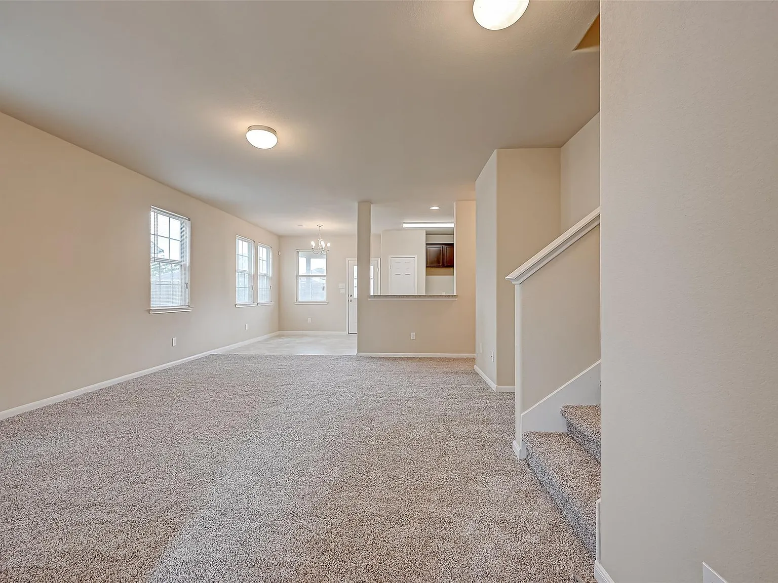 10118 Mariposa Green Ct, — Photo 3