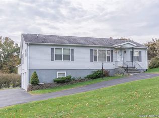 7 Genesee Ave, Lake Katrine, NY 12449