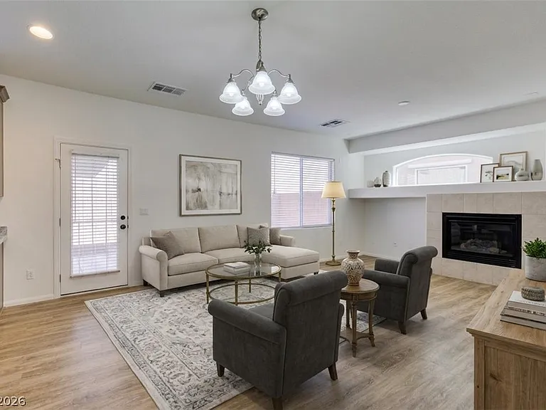 685 Taliput Palm Pl — Photo 15