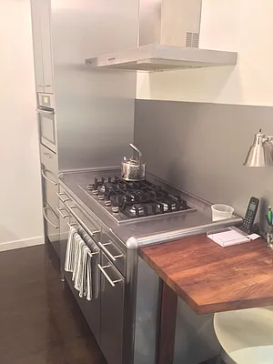 Rented by Manhattan Realty Group | media 15