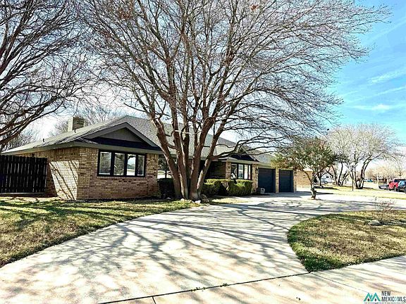 3rd image of 604 Anthony Dr