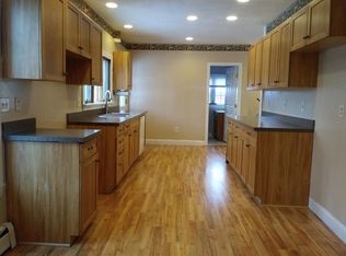 105 Singletary Ave, Sutton, MA 01590