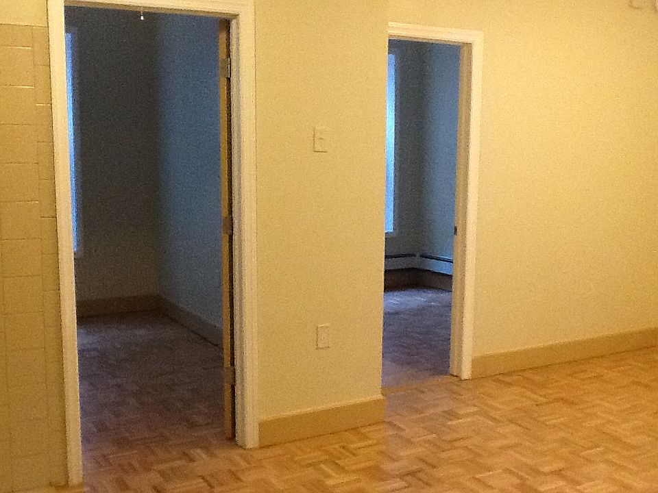 1st image of 1568 Lincoln Pl APT 1R
