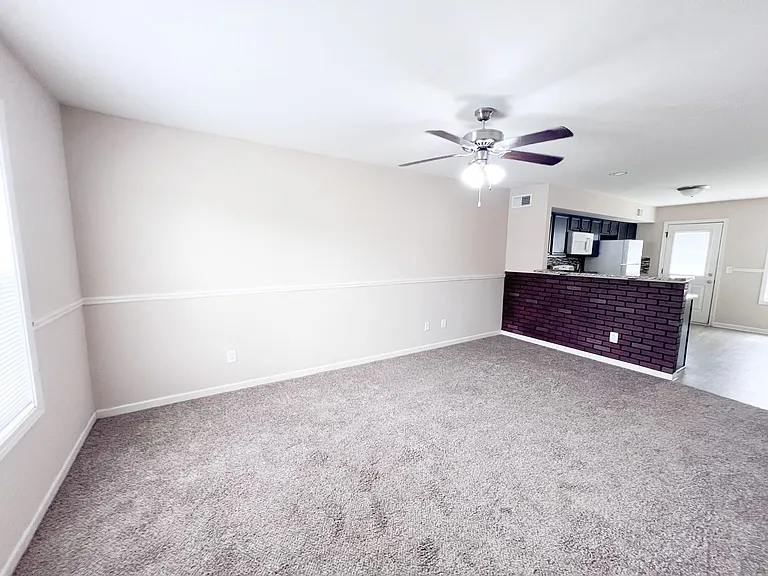 2272 McCormick Ln #A — Photo 3