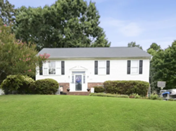 6819 Salem Quarter Rd, Belews Creek, NC 27009