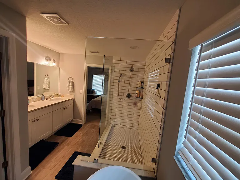 6906 N Highland Ave — Photo 8