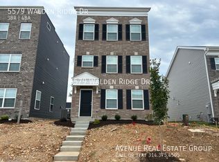 5579 Walden Ridge Dr, Saint Louis, MO 63128
