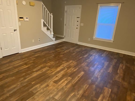 5th image of 2101 E 4th St #1