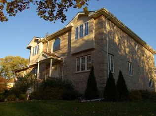 1817 Bonita Ave, Mount Prospect, IL 60056