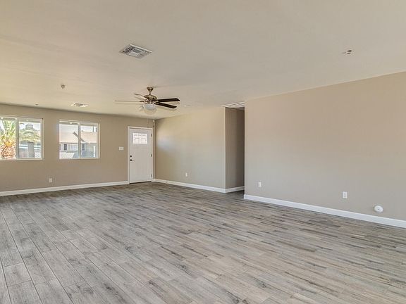 5th image of 8429 E Vernon Ave