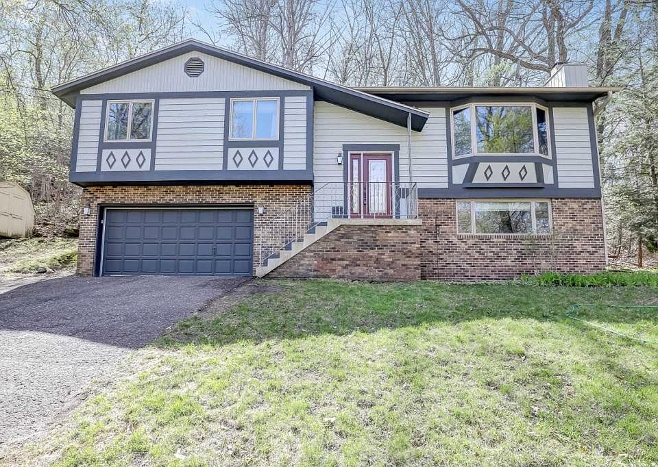 1st image of 2222 Black Oak Dr