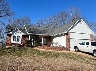 3 Grant Ct, Hillsboro, MO 63050