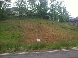 8651 NW Savoy Ln, Portland, OR 97229