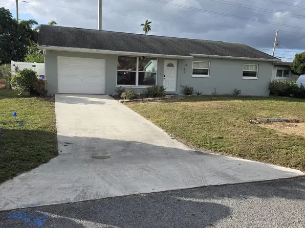 2298 W Lakewood Road, West Palm Beach, FL 33406