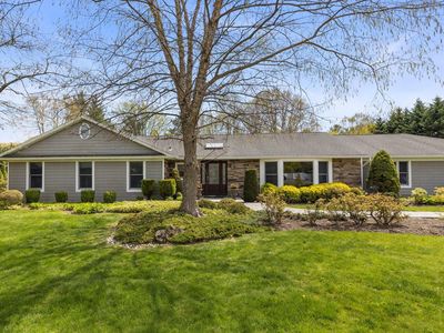 101 Yukon Drive, Woodbury, NY, 11797