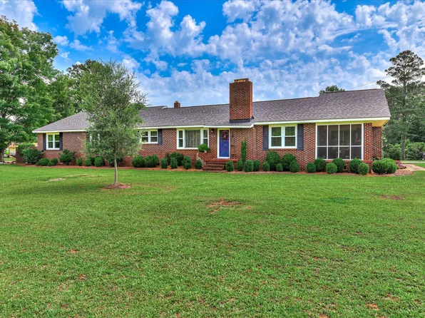 510 Bauskett St, Edgefield, SC 29824