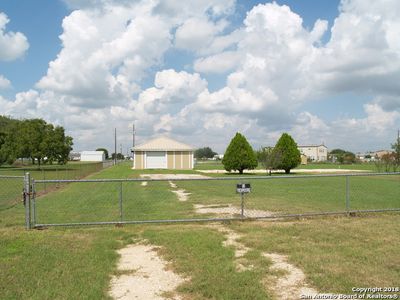 358 Sport Aviation Dr, Marion, TX, 78124