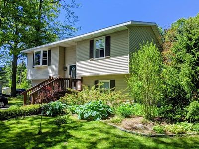 19210 Glendale Cir, Spring Lake, MI, 49456