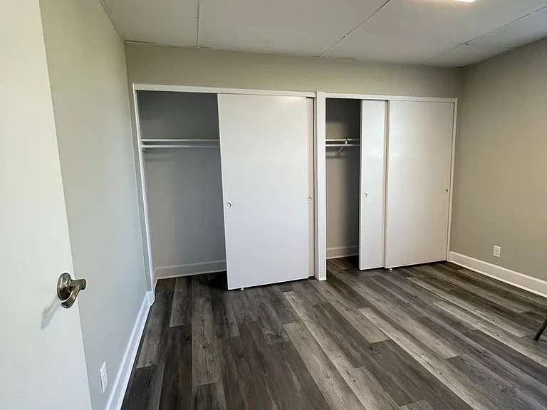 815 W. Columbia — Photo 17