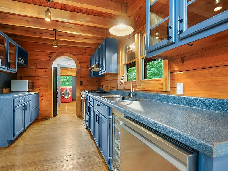 3770 Baxter Rd — Photo 13