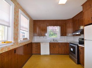 10 Newport Ter, Quincy, MA 02170