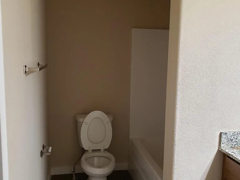 433 Red Robin St #433 — Photo 10