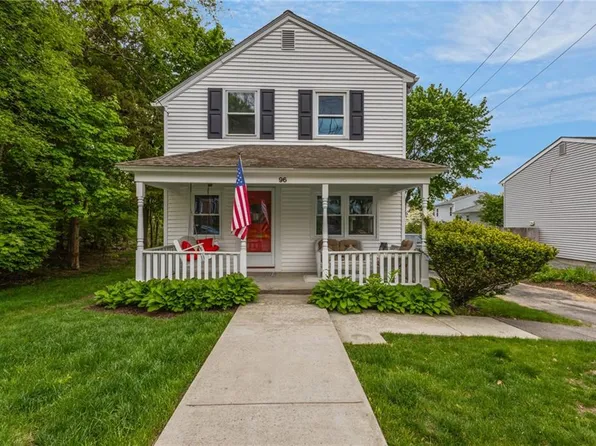 96 Abbey Ave, Warwick, RI 02888
